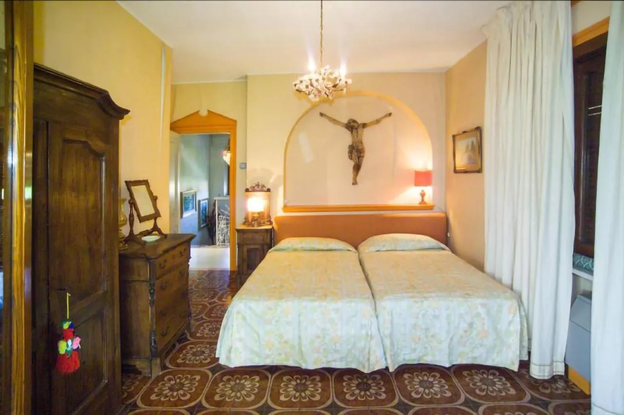 Villa Alkantara Taormina Italy