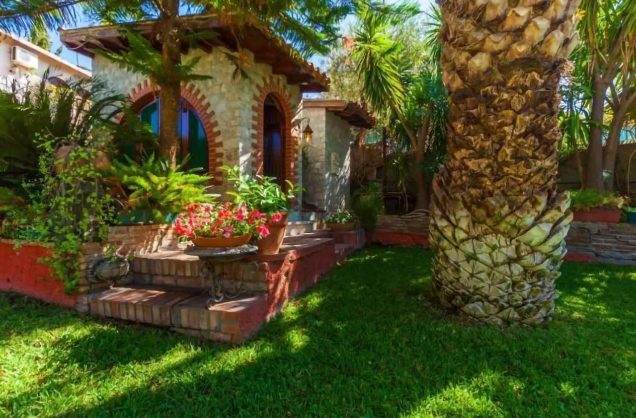 Villa Alkantara Taormina Italy